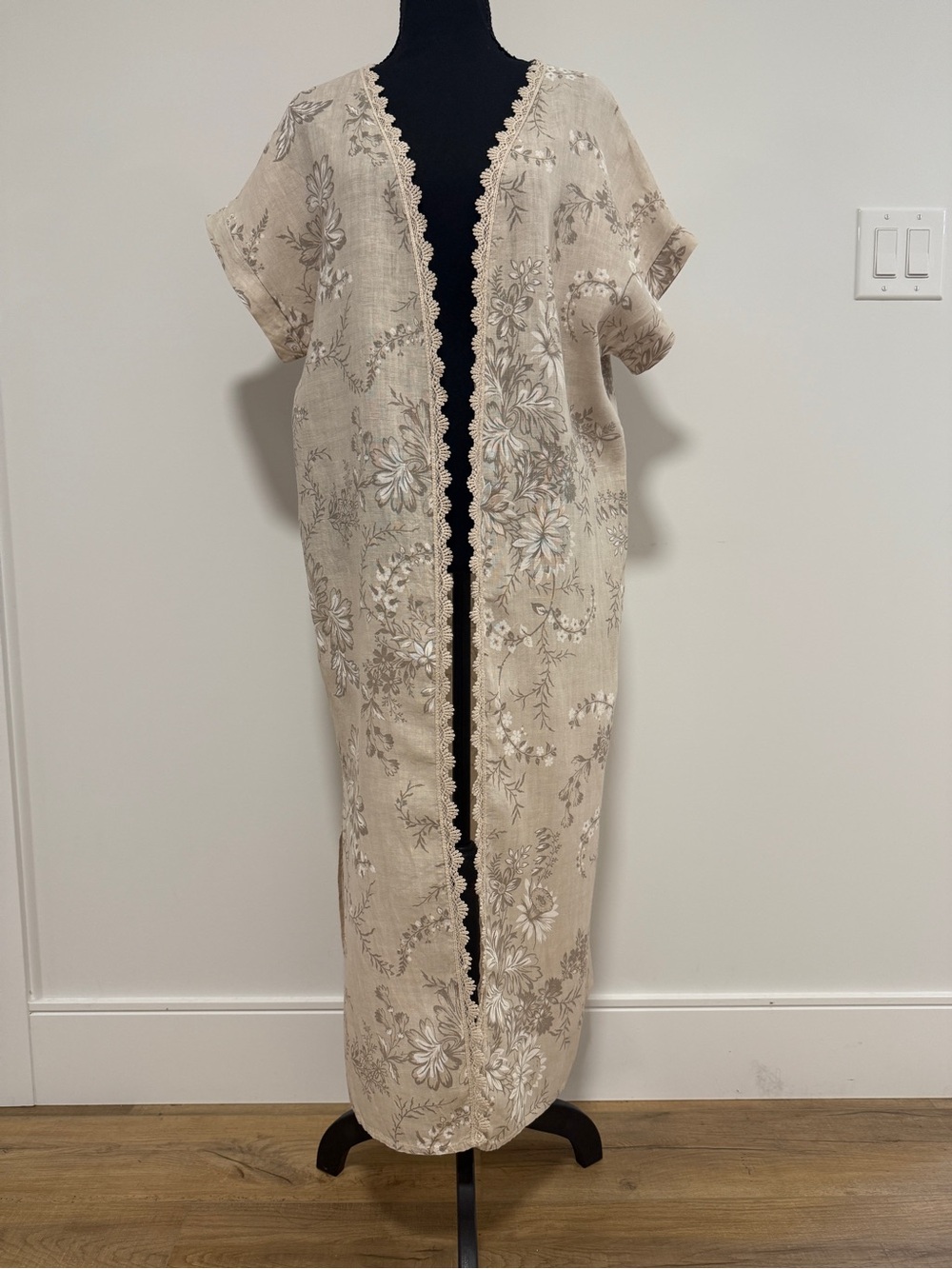 Elena Baldi Italy Made Silk Linen Kimono Beige Floral Embroidered Lace One Size